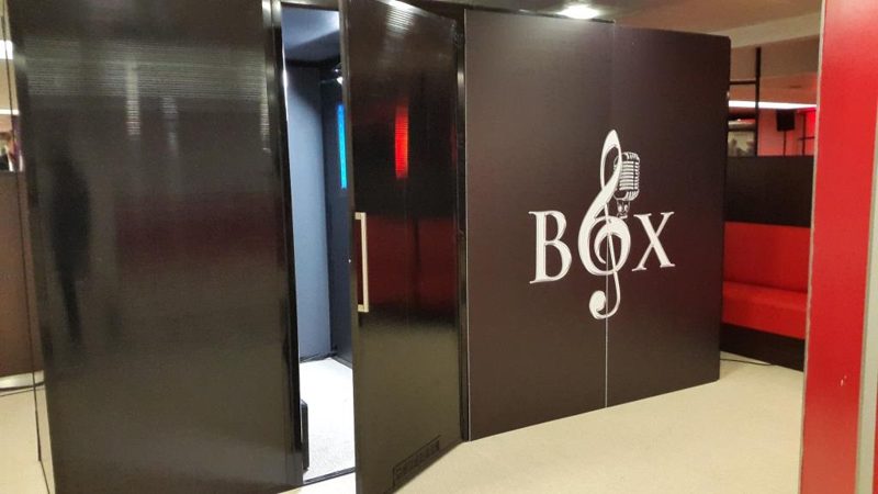 LA BOITE A CHANSONS - Cabine Karaoke, photo 3