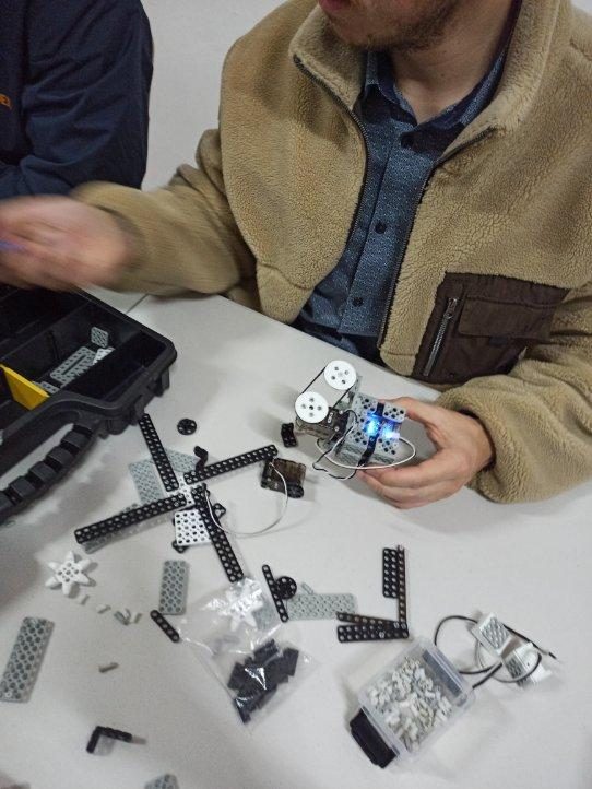 ROBOT MAKERS - Challenge Robotique, photo 6