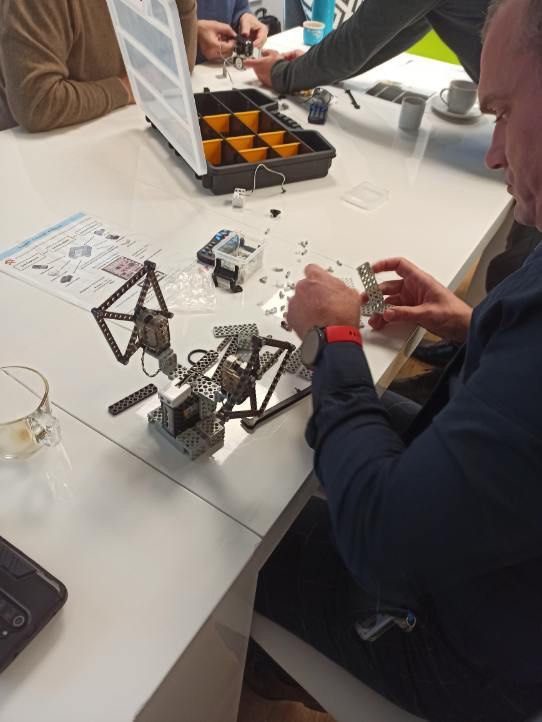 ROBOT MAKERS - Challenge Robotique, photo 2